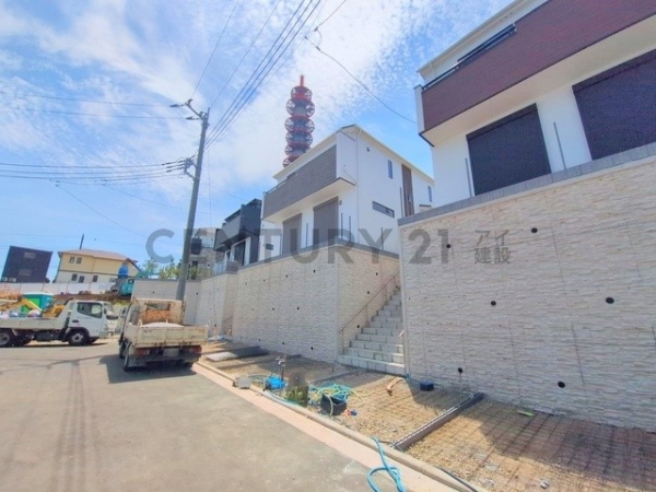 横浜市保土ケ谷区仏向町　新築一戸建て