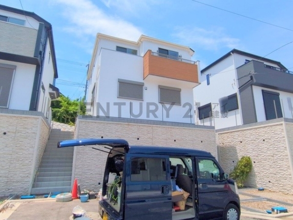 横浜市保土ケ谷区仏向町　新築一戸建て