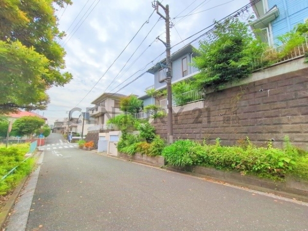 横浜市金沢区六浦５丁目の中古一戸建て