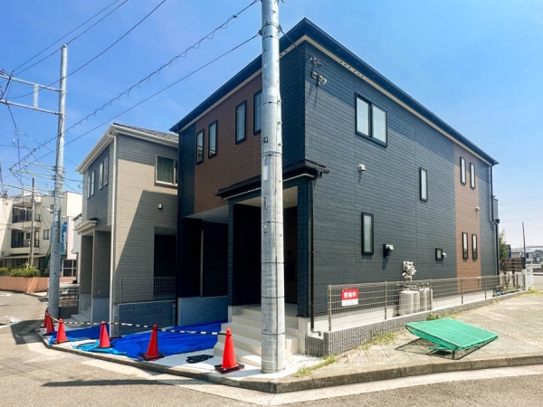 横浜市戸塚区名瀬町　新築一戸建て
