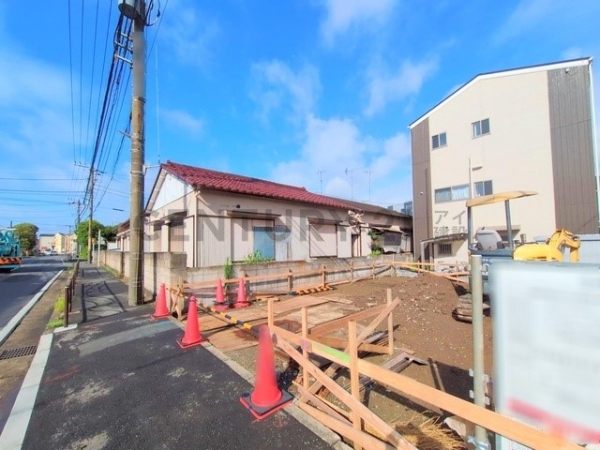 川崎市川崎区塩浜１丁目　新築一戸建て