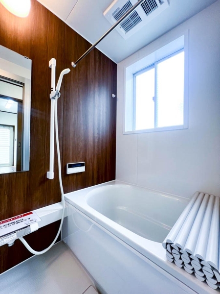 横浜市戸塚区汲沢6丁目の中古一戸建て(バス)