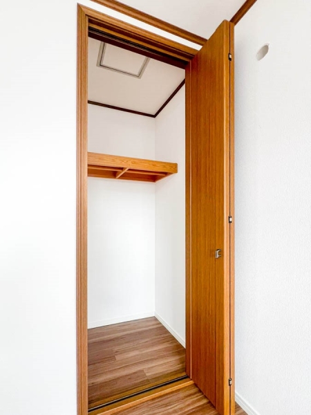 横浜市戸塚区汲沢6丁目の中古一戸建て(収納)