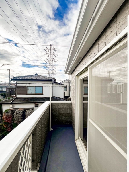 横浜市戸塚区汲沢6丁目の中古一戸建て(バルコニー)