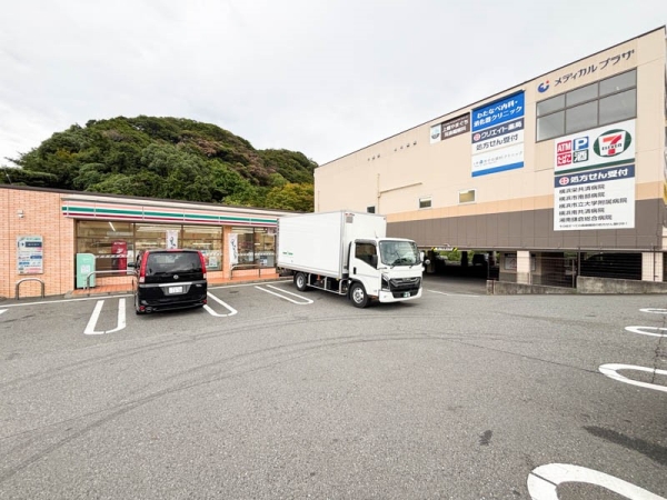 横浜市栄区庄戸５丁目　新築一戸建て(セブンイレブン)