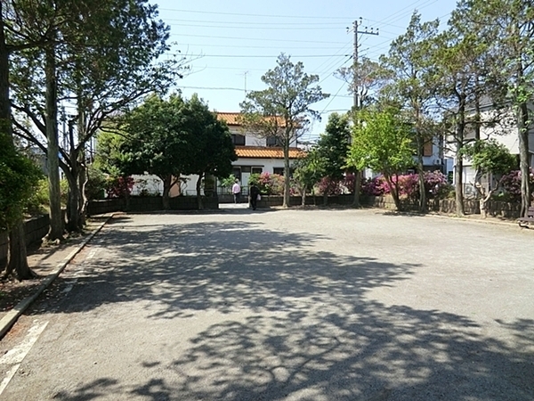 横浜市鶴見区栄町通2丁目の中古一戸建て(栄町公園)