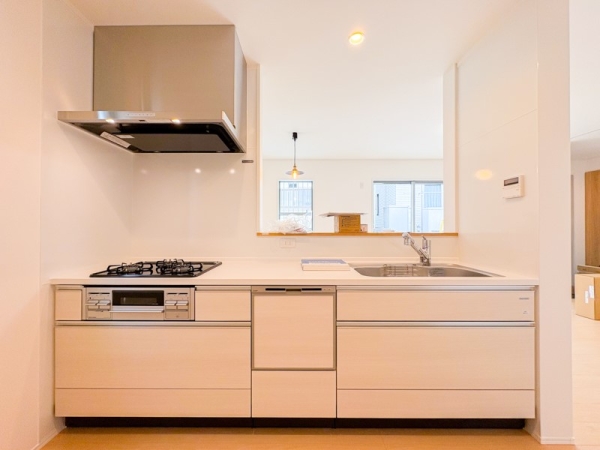 横浜市都筑区池辺町　新築一戸建て