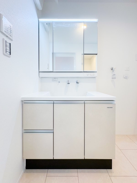 横浜市都筑区池辺町　新築一戸建て