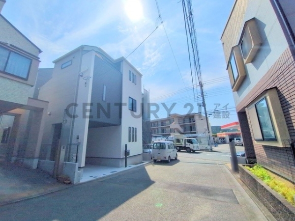 横浜市青葉区市ケ尾町　新築一戸建て