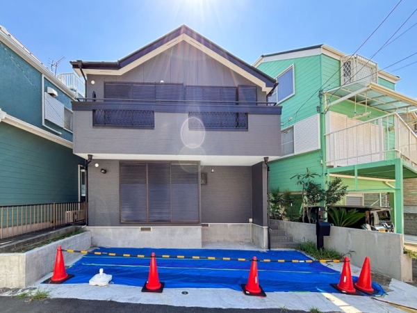 横浜市中区本牧満坂　中古一戸建て