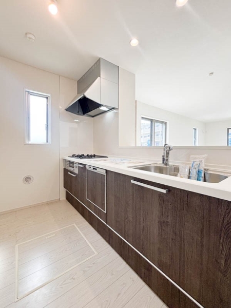 藤沢市石川　新築一戸建て