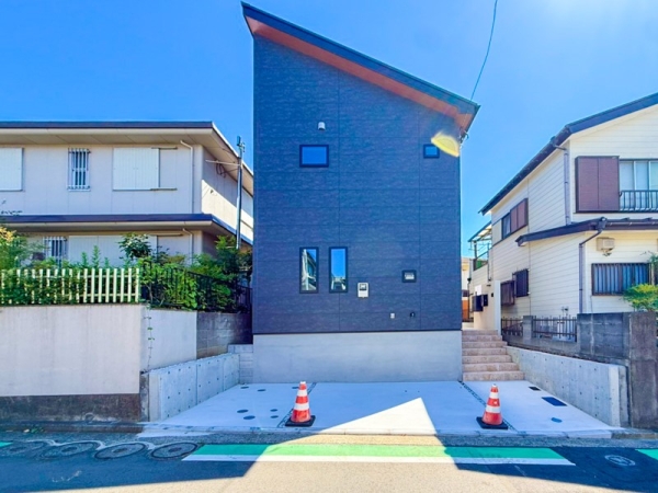 横浜市戸塚区南舞岡４丁目　新築一戸建て