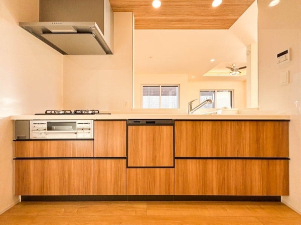 横須賀市岩戸３丁目　新築一戸建て