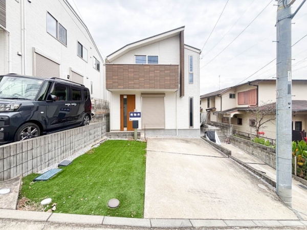 横浜市神奈川区三ツ沢中町 中古一戸建て