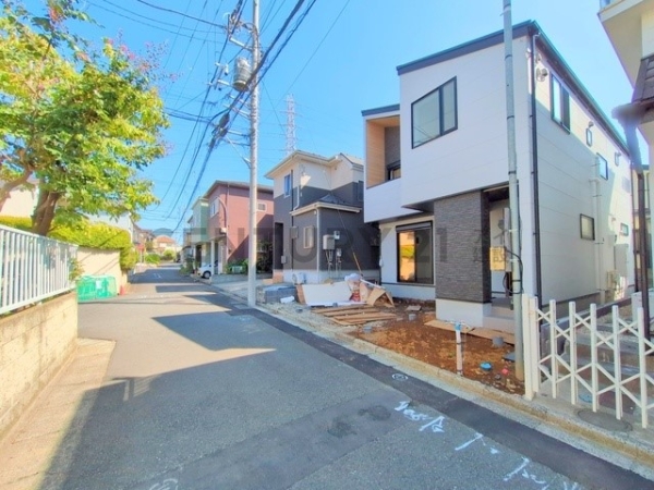 横浜市泉区下和泉４丁目　新築一戸建て