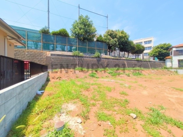 横浜市港南区芹が谷３丁目　新築一戸建て