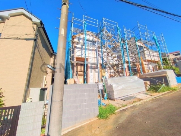 横浜市磯子区森４丁目　新築一戸建て