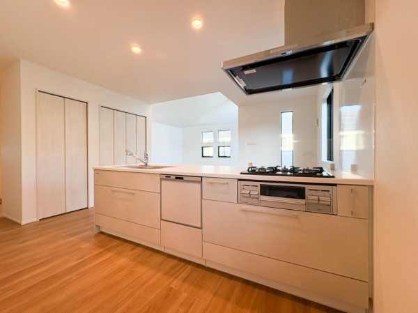 藤沢市善行１丁目　新築一戸建て