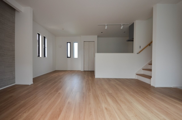 鎌倉市小袋谷２丁目　新築一戸建て