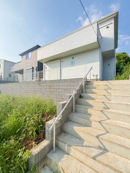 横浜市旭区川井本町　新築一戸建て