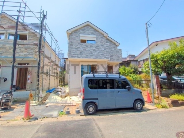 横浜市港南区日限山３丁目　新築一戸建て