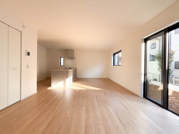 横浜市瀬谷区阿久和西２丁目　新築一戸建て