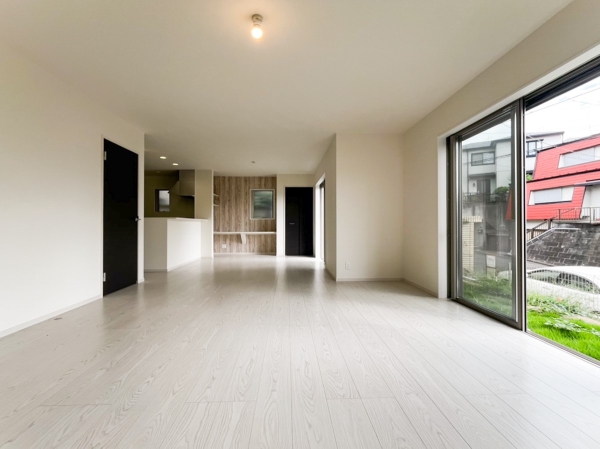 横浜市瀬谷区阿久和東３丁目　新築一戸建て