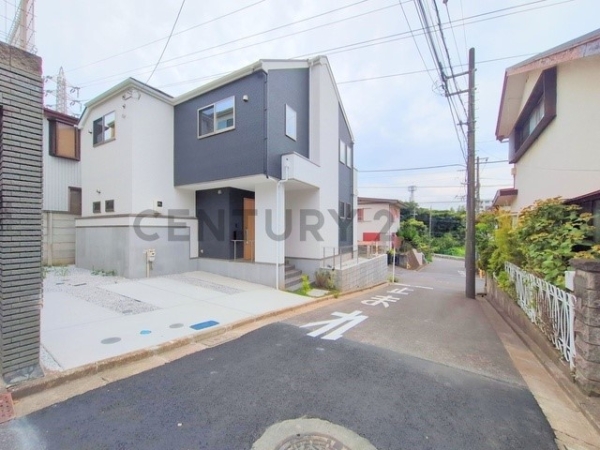 横浜市瀬谷区阿久和東３丁目　新築一戸建て