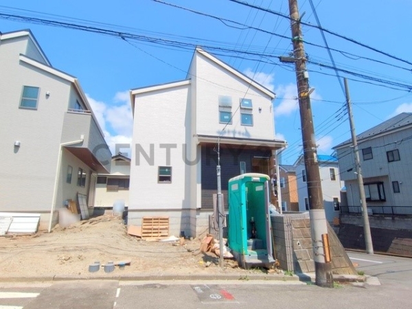 横浜市金沢区六浦３丁目　新築一戸建て