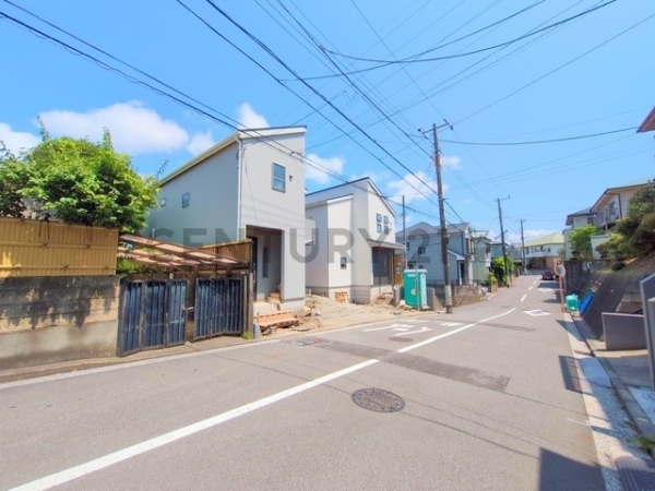 横浜市金沢区六浦３丁目　新築一戸建て