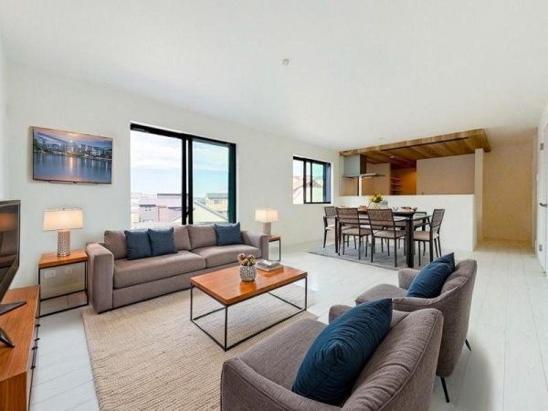 横浜市港南区日限山１丁目　新築一戸建て