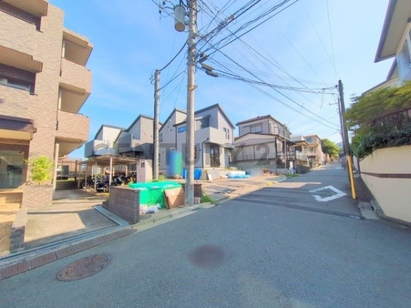 横浜市港南区日限山１丁目　新築一戸建て