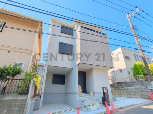 横浜市金沢区富岡西１丁目　新築一戸建て