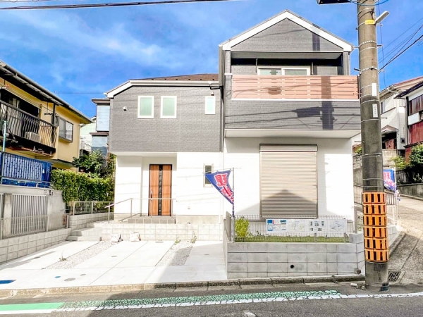 横浜市旭区金が谷１丁目　新築一戸建て
