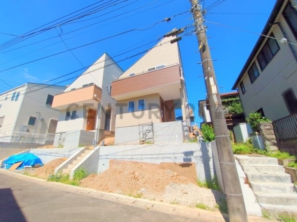 横浜市港南区東永谷３丁目　新築一戸建て