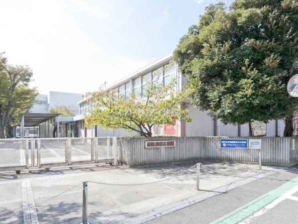 横浜市中区本牧大里町　新築一戸建て(横浜市立間門小学校)