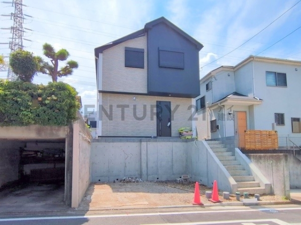 横浜市旭区白根６丁目　新築一戸建て