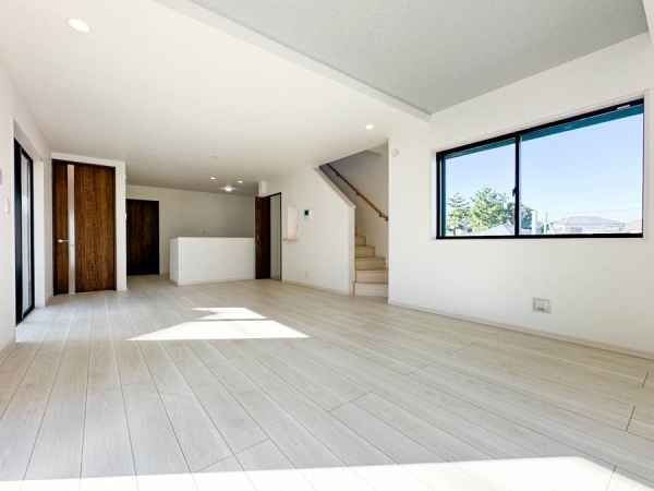 横浜市港南区下永谷５丁目　新築一戸建て