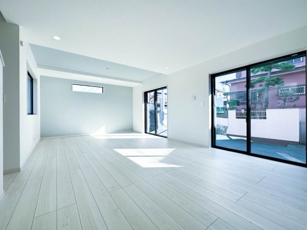 横浜市港南区下永谷５丁目　新築一戸建て