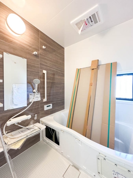 横浜市港南区下永谷５丁目　新築一戸建て