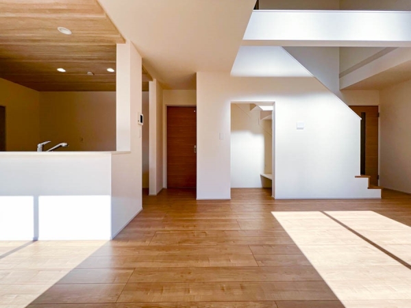 横浜市金沢区釜利谷西５丁目　新築一戸建て