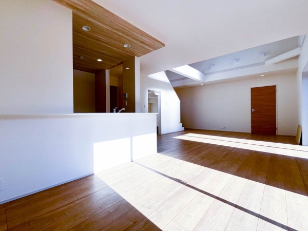 横浜市金沢区釜利谷西５丁目　新築一戸建て