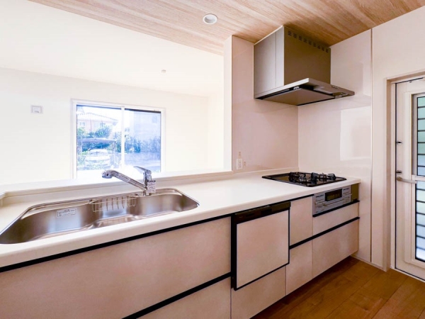 横浜市金沢区釜利谷西５丁目　新築一戸建て