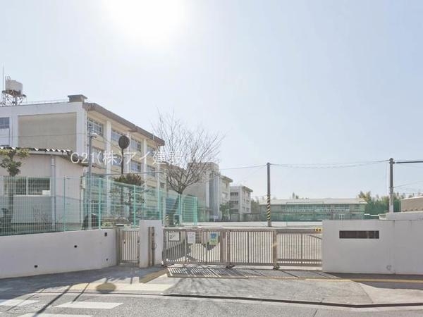 川崎市宮前区白幡台1丁目 新築一戸建て(川崎市立犬蔵中学校)