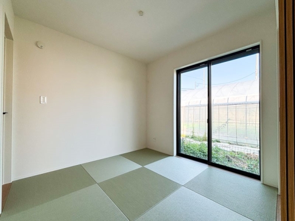 藤沢市葛原　新築一戸建て