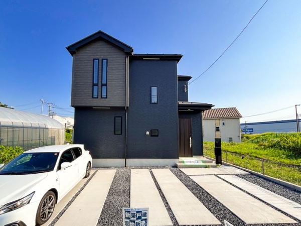藤沢市葛原　新築一戸建て