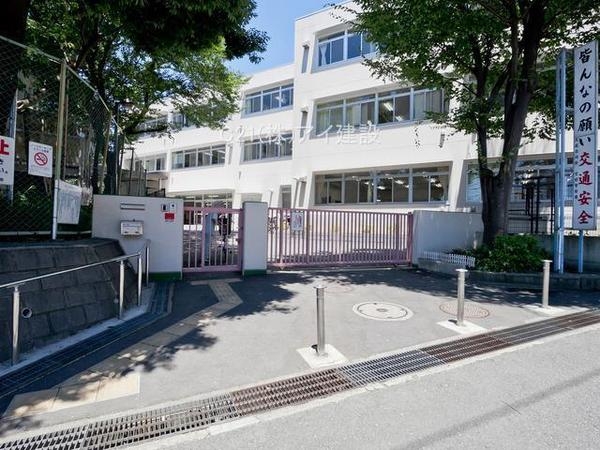 川崎市宮前区犬蔵1丁目の中古一戸建て(川崎市立犬蔵小学校)