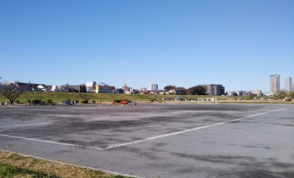 川崎市中原区上平間の中古一戸建て(上平間多目的広場)
