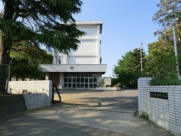 横須賀市田浦町6丁目 新築一戸建て(横須賀市立田浦中学校)