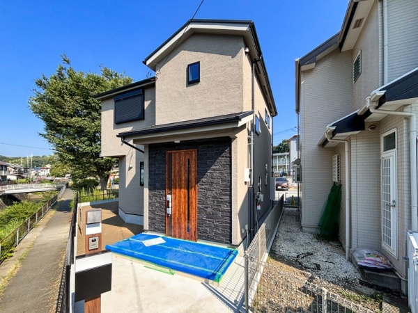横浜市戸塚区深谷町　新築一戸建て